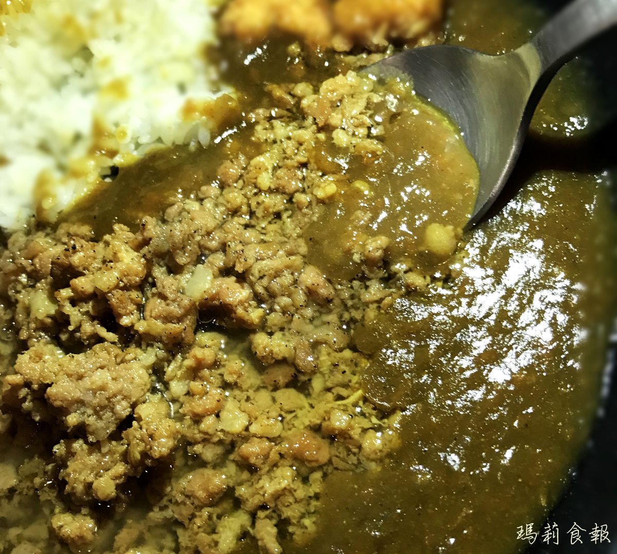 台中西區美食,野島家咖哩屋,18種主菜客製化,平價咖哩推薦,台中咖哩