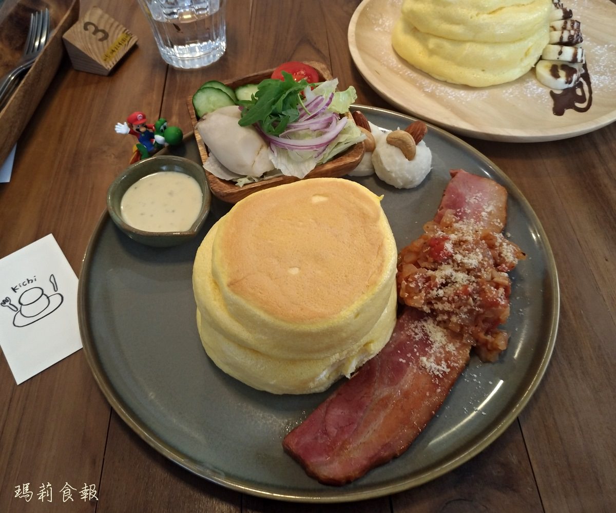 台中北屯美食｜Kichi pancake小巷裡的老宅厚鬆餅 寵物友善（附菜單）