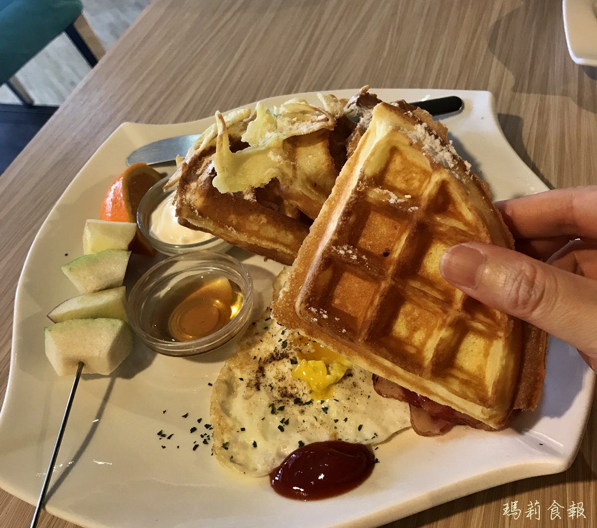 台中北區｜In cafe 浸在咖啡 甜、鹹鬆餅必點 科博館周邊早午餐推薦