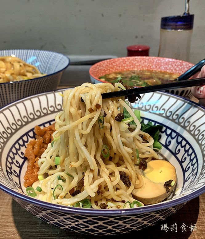 捷運台北站美食,平價麵食鄰近北車,老台客食麵菜單,平價台式麵食,老台客食麵,波波黛莉推薦平價麵食