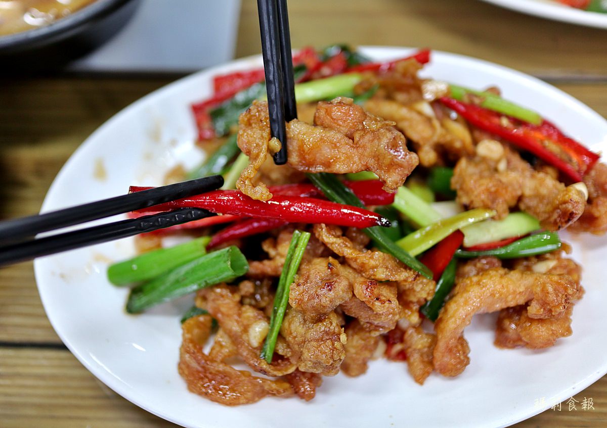 台中豐原美食,ㄎㄠ一杯臺菜料理,ㄎㄠ一杯菜單,平價台式熱炒,功夫芋頭鴨必點,平價台菜,古早味台菜