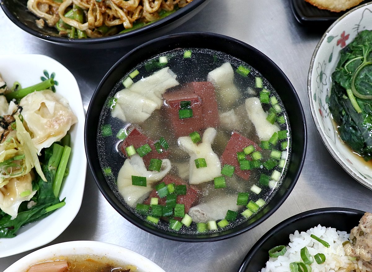 立偉麻醬館麵食太原店,立偉麻醬館麵食,第二市場必吃麻醬麵,北屯平價古早味,第二市場必吃,立偉麻醬館麵食菜單