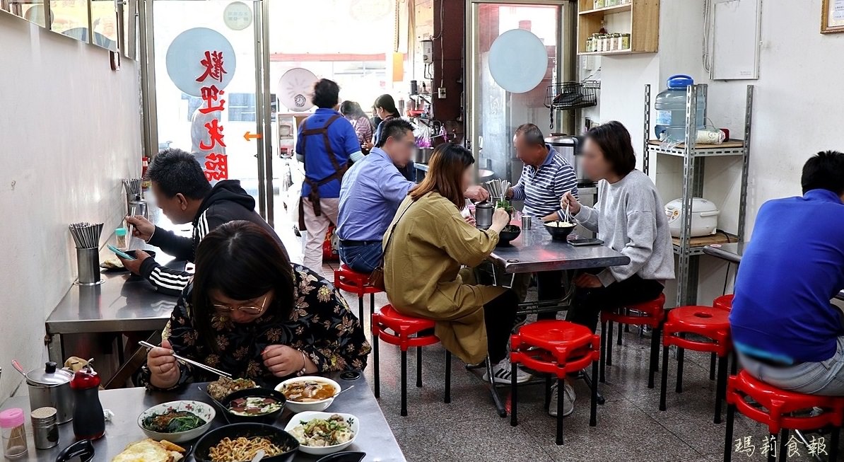 立偉麻醬館麵食太原店,立偉麻醬館麵食,第二市場必吃麻醬麵,北屯平價古早味,第二市場必吃,立偉麻醬館麵食菜單