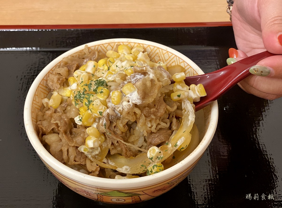 Sukiyaすき家,すき家一中店,すき家平價丼飯,日本平價丼飯,すき家牛肉丼,すき家鰻魚丼,平價鰻魚丼,台中北區美食,すき家外帶菜單,一中美食