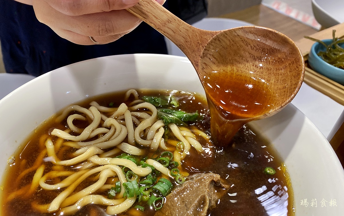 盛煎鍋貼,盛煎鍋貼菜單,傳統麵食,麵食新風貌,人氣水餃,中友美食,台中北區美食