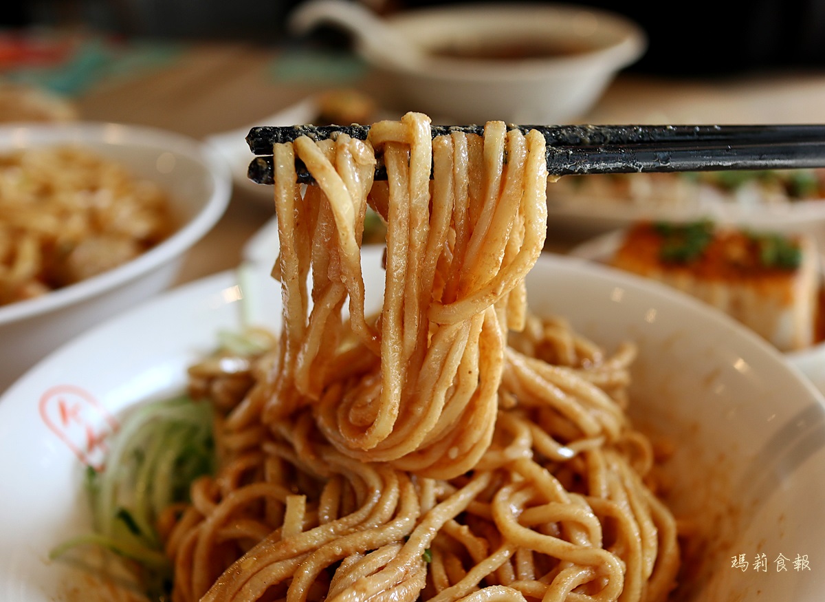 墨竹亭燃麵本家,拌麵專賣,墨竹亭菜單,鮮蝦抄手燃麵,紅油口水雞,墨竹亭黎明店, 台中南屯美食,台中墨竹亭