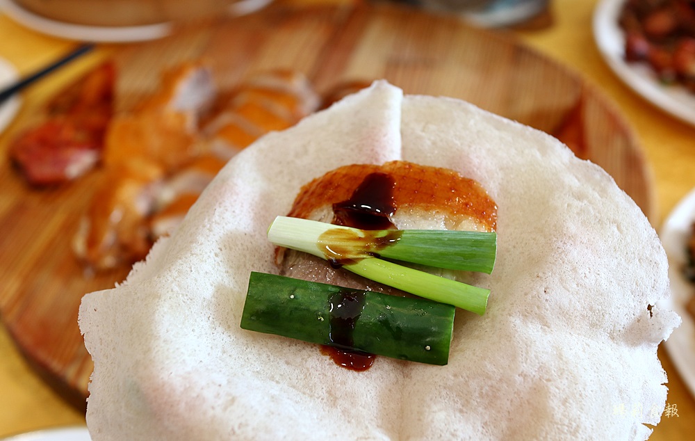 南和北方館,龍蝦酸菜白肉鍋,明爐烤鴨必吃,高爾夫AR,台中南區美食,北方麵食,台中酸菜白肉鍋推薦,酸菜白肉鍋,南和北方館菜單