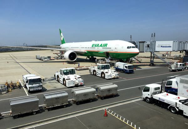 搭長榮桃園機場到關西機場 (35).JPG