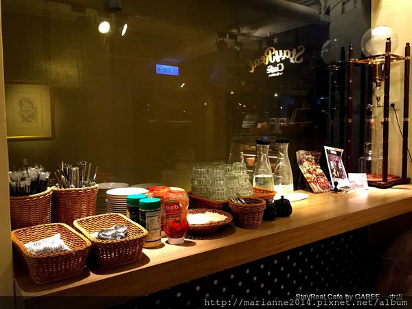 StayReal Cafe by GABEE 台中一中店 (11).JPG