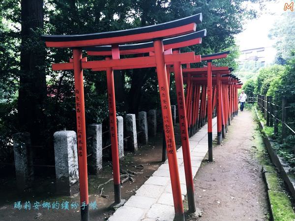 東京根津神社 (30).JPG